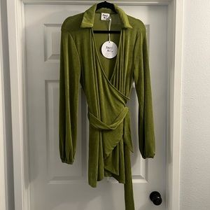 Princess Polly Green collared shirt dress size 4